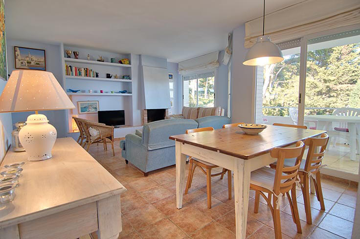 Appartement avec Piscine et Vues Ã  la mer Ã  Begur