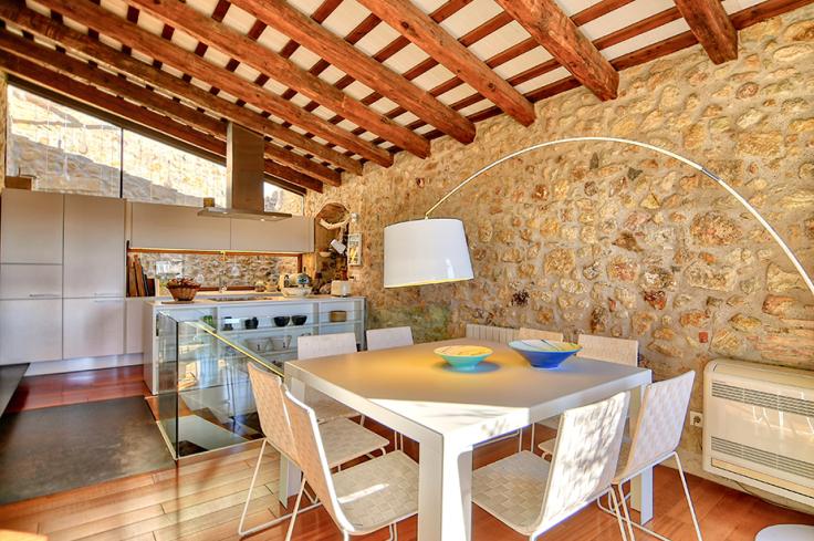 Maison en pierre Ã  Pals - Acheter et vendre