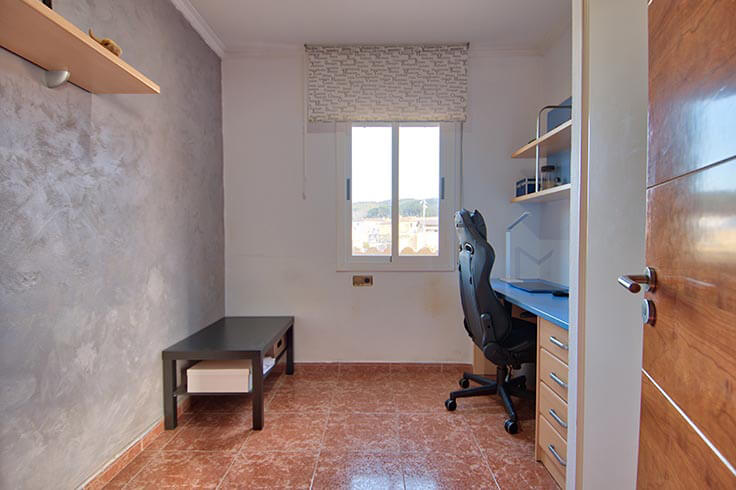 Maison individuelle avec Piscine Ã  EsclanyÃ  - Acheter et vendre