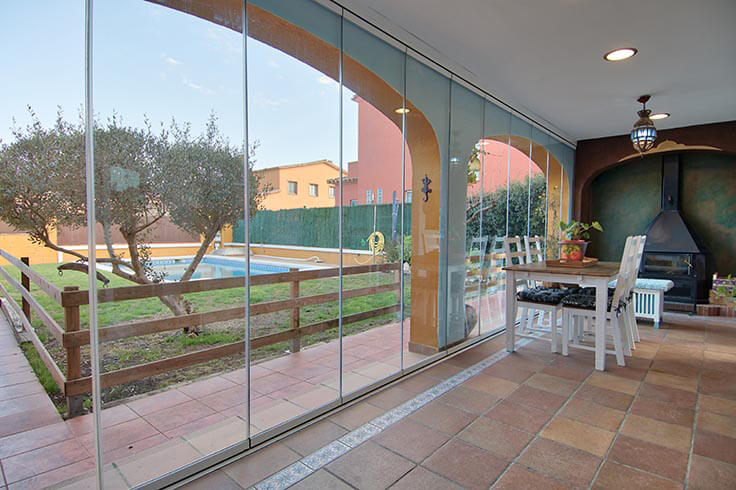 Maison individuelle avec Piscine Ã  EsclanyÃ  - Acheter et vendre