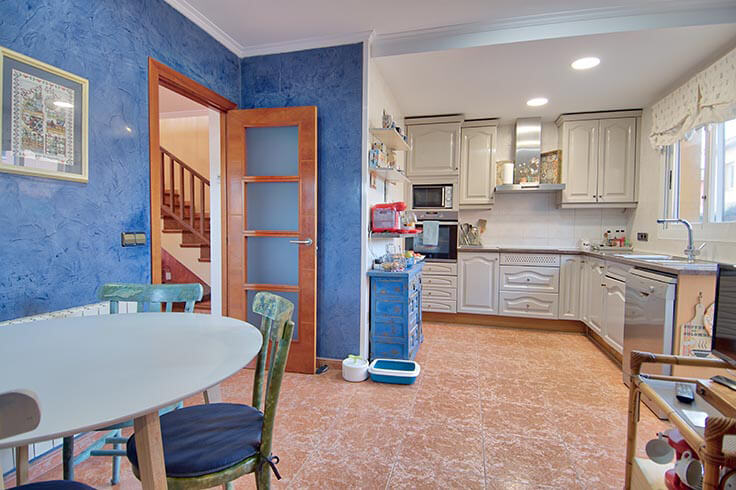 Maison individuelle avec Piscine Ã  EsclanyÃ  - Acheter et vendre