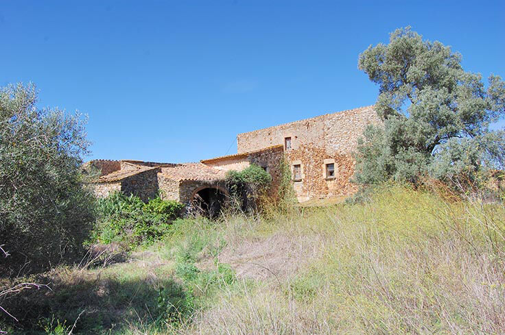 Ferme Ã  PALS - Acheter et vendre