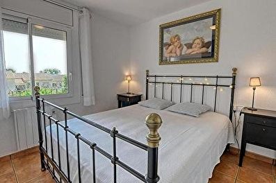 Apartamento con Piscina y Parking en Calella de Palafrugell - Alquiler Temporada