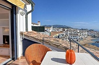 Apartamento con Vistas al mar y Parking en Calella de Palafrugell - Alquiler Temporada