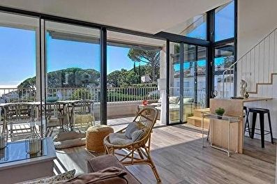 Apartamento con Piscina y Aire acondicionado en Calella de Palafrugell - Alquiler Temporada
