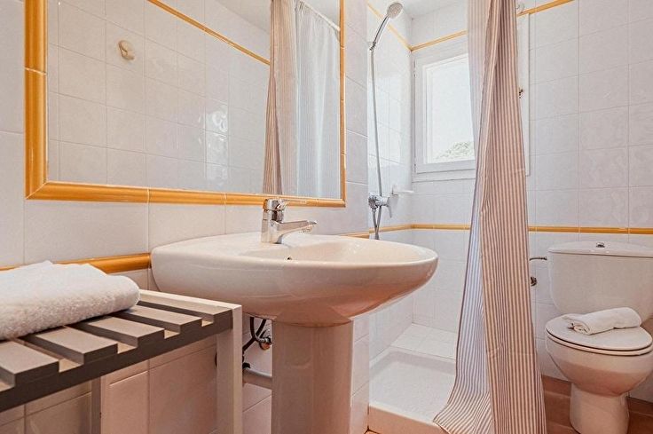 Apartamento 4 dormitorios con Wifi en Calella de Palafrugell - Alquiler Vacacional - Turístico