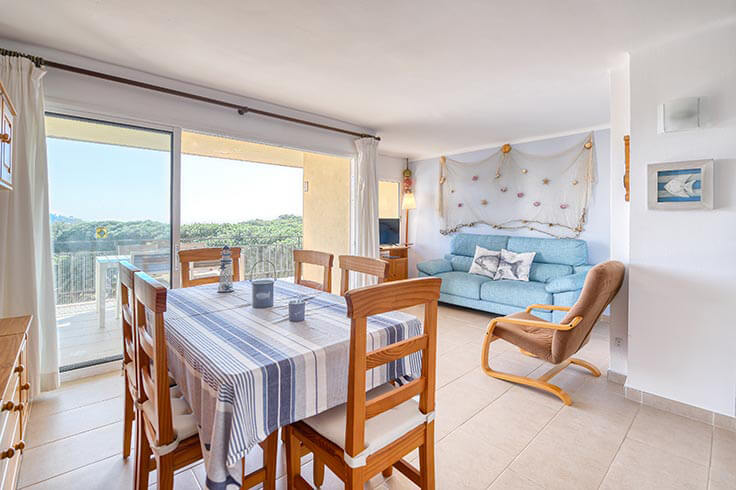 Apartamento 2 dormitorios con Piscina, Vistas al mar, Wifi, Parking y jardín en Calella de Palafrugell - Alquiler Vacacional - Turístico