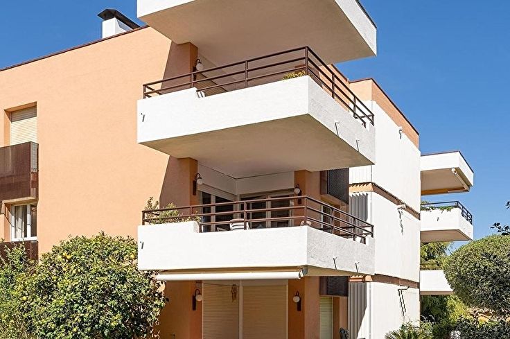 Apartamento 3 dormitorios con Parking y jardín en Calella de Palafrugell - Alquiler Temporada