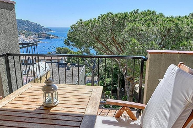 Apartamento 3 dormitorios con Piscina, Vistas al mar y jardín en Calella de Palafrugell - Alquiler Vacacional - Turístico
