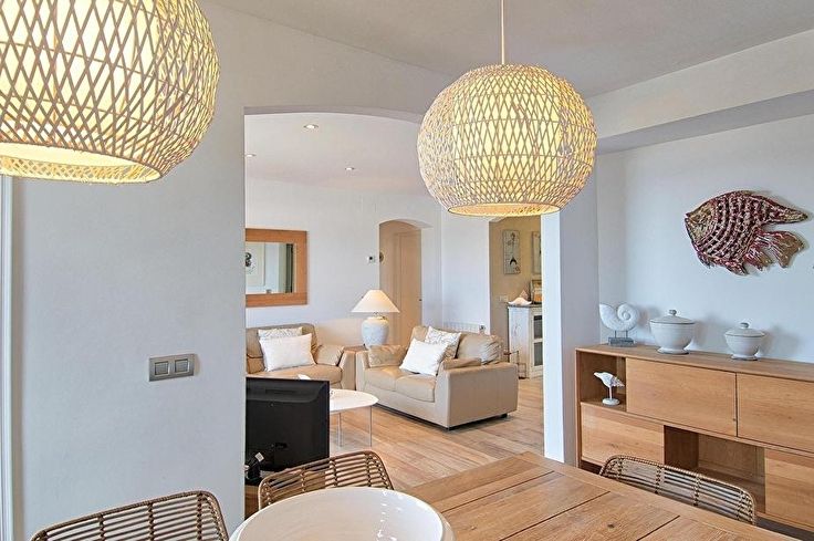 Apartamento 3 dormitorios con Piscina, Vistas al mar, Aire acondicionado, Wifi, Parking y jardín en Llafranc - Alquiler Vacacional - Turístico