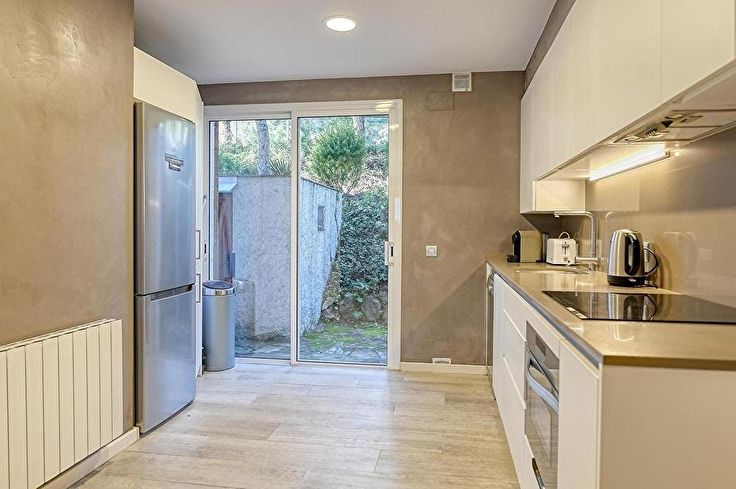 Apartamento 3 dormitorios con Piscina, Aire acondicionado, Wifi, Parking y jardín en Calella de Palafrugell - Alquiler Vacacional - Turístico