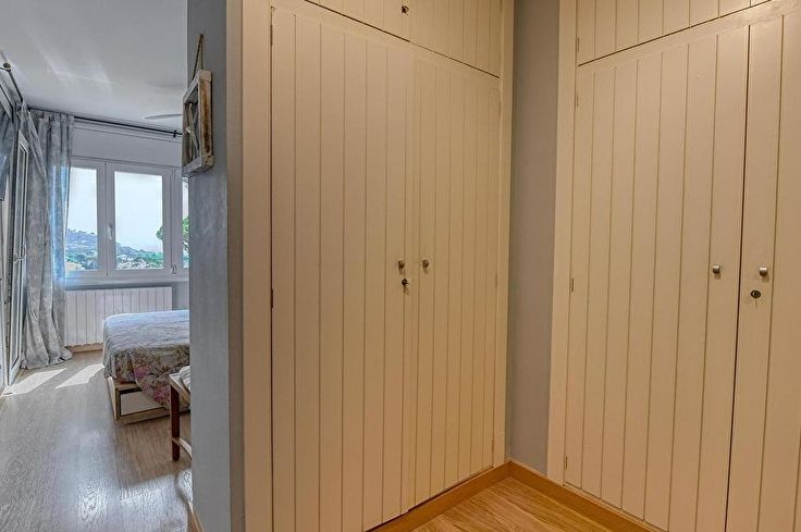 Apartamento 4 dormitorios con Piscina, Vistas al mar, Wifi, Parking y jardín en Calella de Palafrugell - Alquiler Vacacional - Turístico