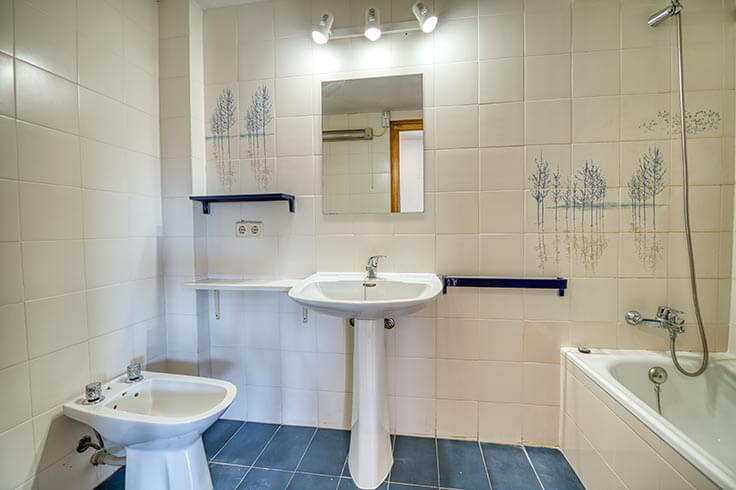 Apartamento 2 dormitorios con Piscina, Vistas al mar, Wifi, Parking y jardín en Calella de Palafrugell - Alquiler Vacacional - Turístico