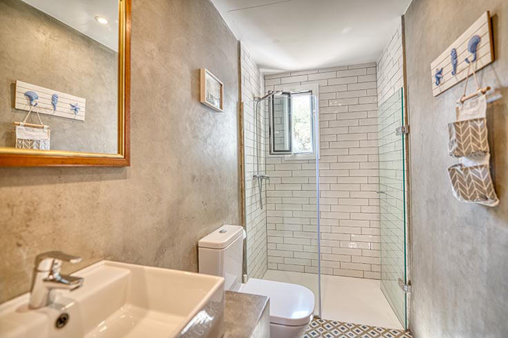 Apartamento 3 dormitorios con Piscina, Vistas al mar, Wifi, Parking y jardín en Calella de Palafrugell - Alquiler Vacacional - Turístico