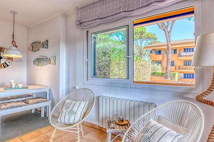 Apartamento 2 dormitorios con Piscina, Parking y jardín en Calella de Palafrugell - Alquiler Vacacional - Turístico