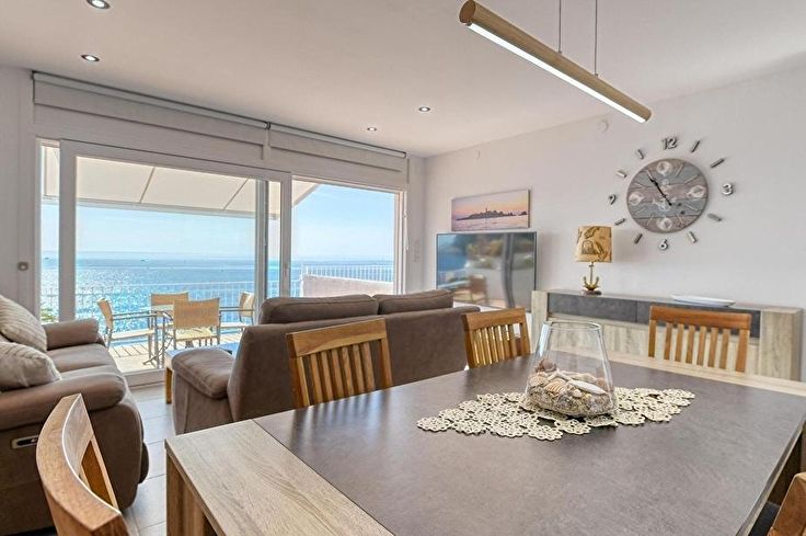 Casa 3 dormitorios con Vistas al mar y Wifi en Llafranc - Alquiler Temporada