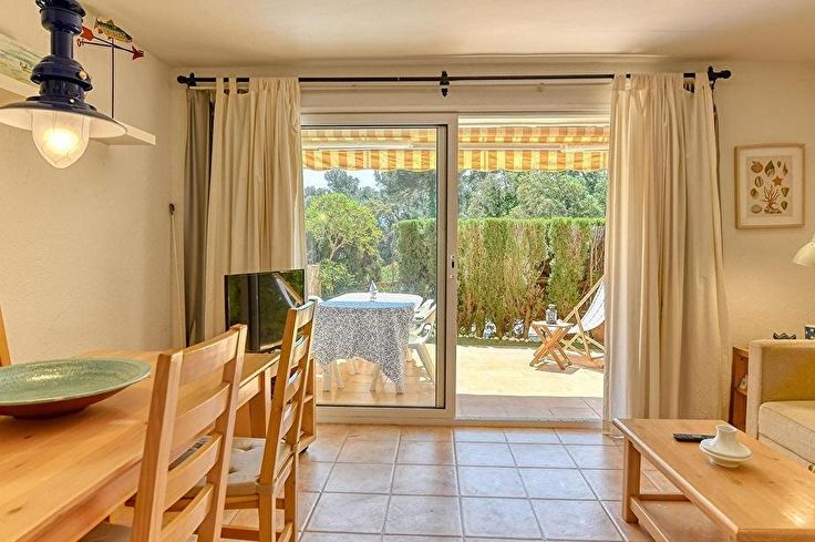 Apartamento 1 dormitorio con Piscina y jardín en Calella de Palafrugell - Alquiler Vacacional - Turístico