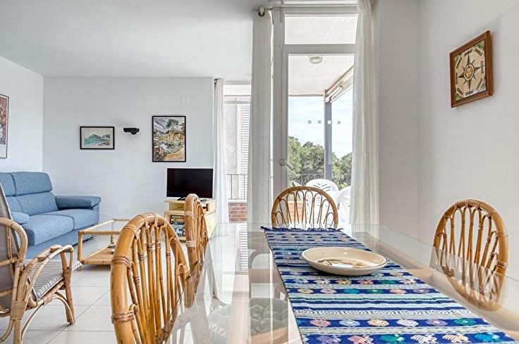 Apartamento 2 dormitorios con Piscina, Parking y jardín en Tamariu - Alquiler Vacacional - Turístico