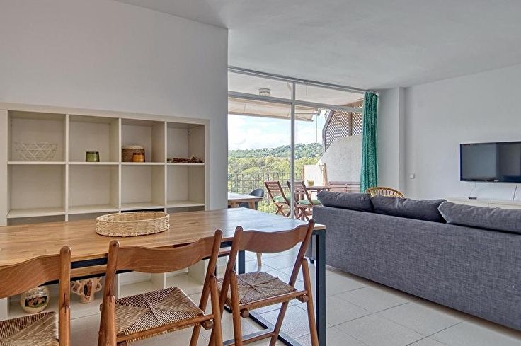 Apartamento 2 dormitorios con Piscina, Aire acondicionado, Wifi, Parking y jardín en Llafranc - Alquiler Vacacional - Turístico