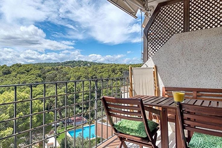 Apartamento 2 dormitorios con Piscina, Aire acondicionado, Wifi, Parking y jardín en Llafranc - Alquiler Vacacional - Turístico