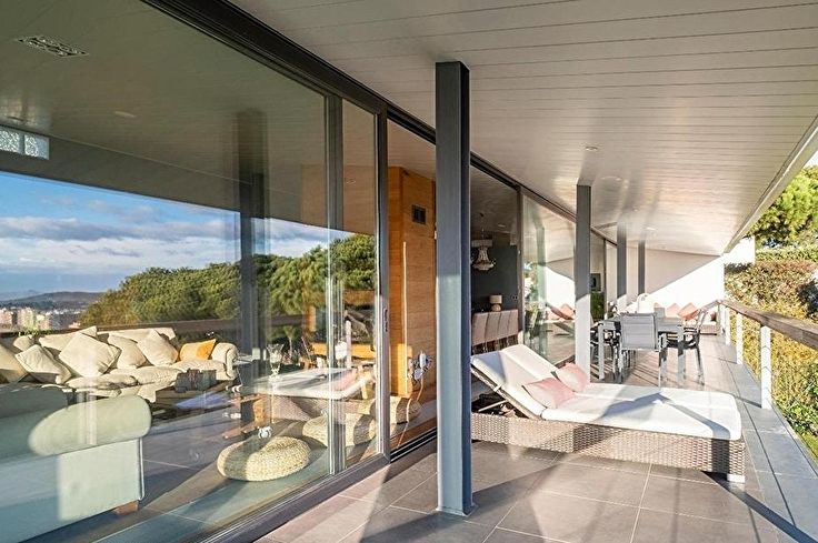 Chalet 5 dormitorios con Piscina, Vistas al mar, Aire acondicionado y jardín en Sant Antoni de Calonge - Alquiler Temporada