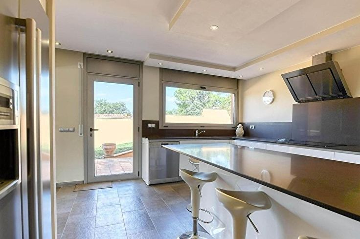 Casa individual 5 dormitorios con Piscina, Aire acondicionado y jardín en Llafranc - Compra - Venta