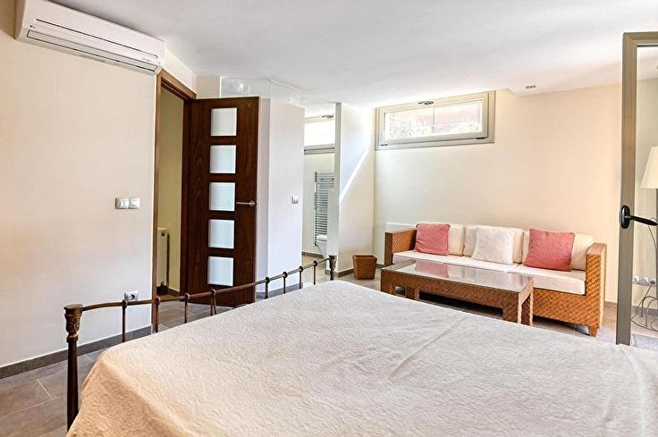 Casa individual 5 dormitorios con Piscina, Aire acondicionado y jardín en Llafranc - Compra - Venta