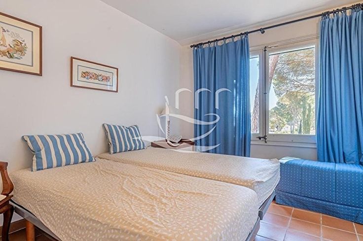 Chalet 5 dormitorios en Llafranc - Compra - Venta