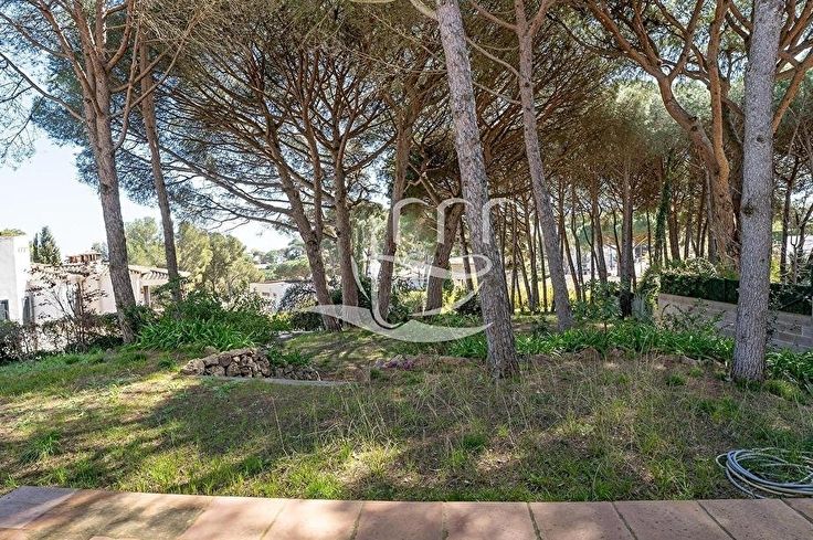 Chalet 5 dormitorios en Llafranc - Compra - Venta