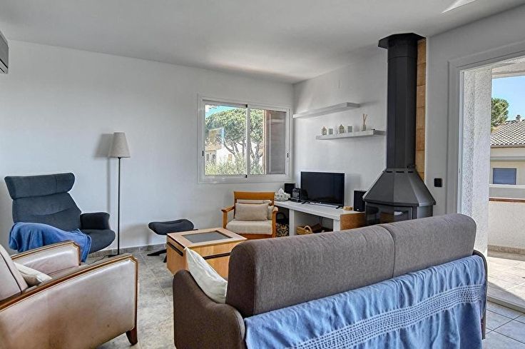 Apartamento 3 dormitorios con Piscina y Parking en Calella de Palafrugell - Compra - Venta