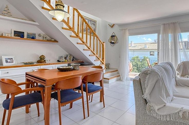 Apartamento 3 dormitorios con Aire acondicionado y Parking en Calella de Palafrugell - Compra - Venta