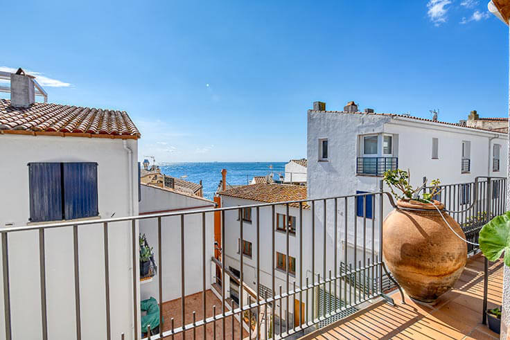 Apartamento 2 dormitorios con Vistas al mar y Parking en Calella de Palafrugell - Compra - Venta
