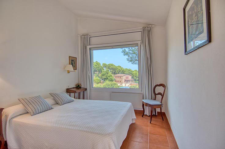 Casa individual 4 dormitorios con Piscina, Vistas al mar, Barbacoa y jardín en Mont-ras - Compra - Venta