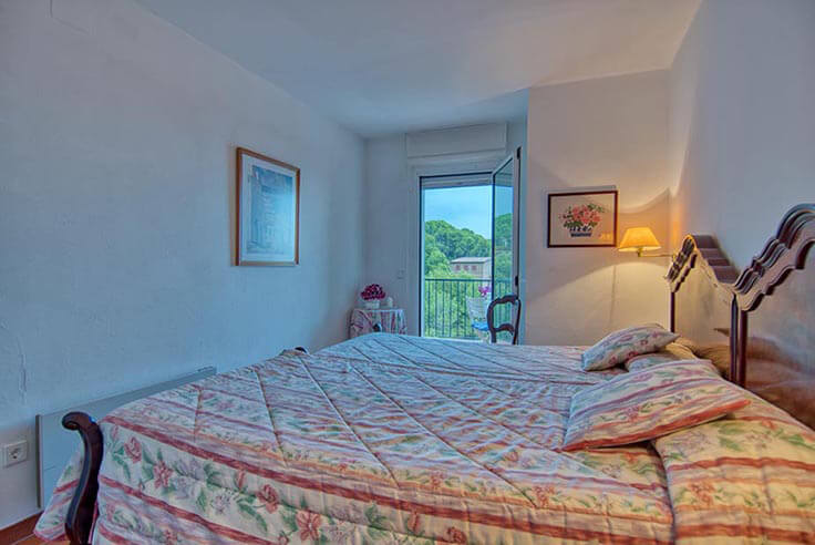 Casa individual 4 dormitorios con Piscina, Vistas al mar, Barbacoa y jardín en Mont-ras - Compra - Venta