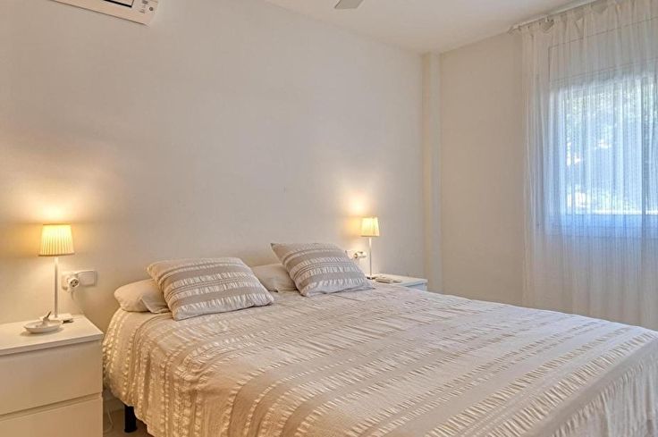 Apartamento 2 dormitorios con Piscina, Parking y jardín en Tamariu - Compra - Venta