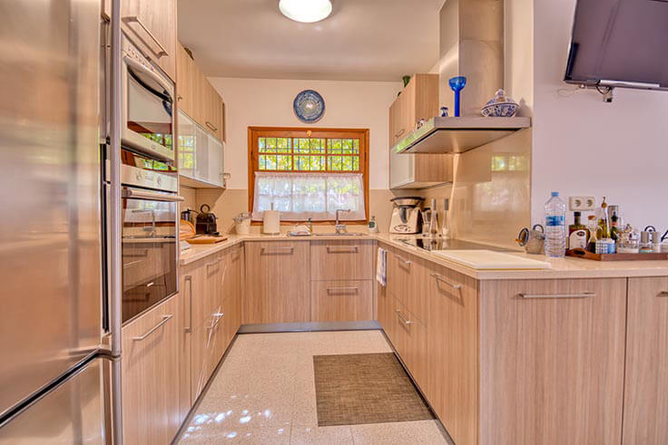 Casa individual 5 dormitorios con Piscina, Vistas al mar y jardín en Tamariu - Compra - Venta