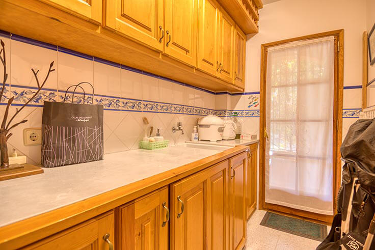 Casa individual 5 dormitorios con Piscina, Vistas al mar y jardín en Tamariu - Compra - Venta