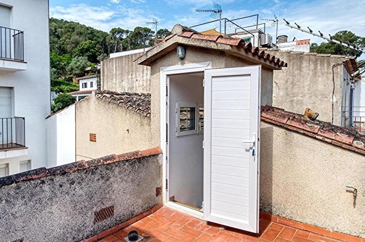 Casa adosada 3 dormitorios en Tamariu - Compra - Venta