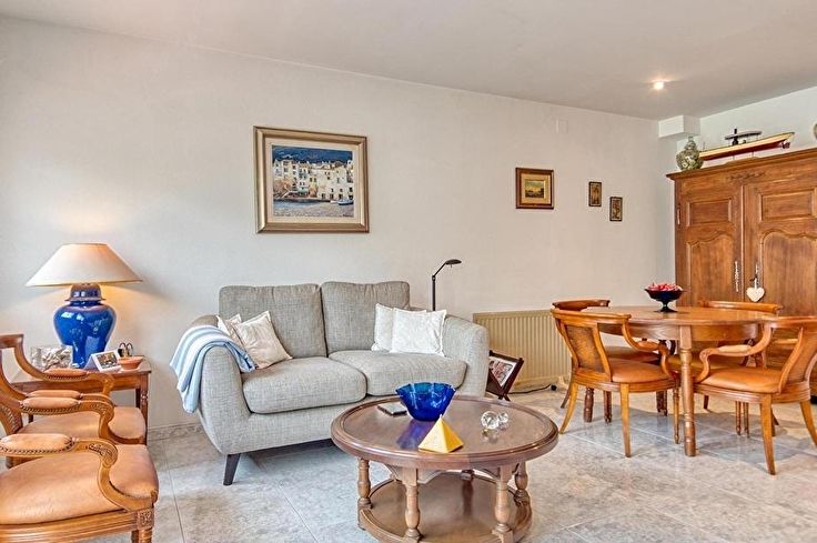 Casa adosada 3 dormitorios en Tamariu - Compra - Venta