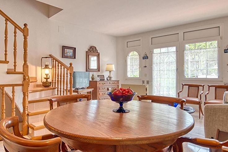 Casa adosada 3 dormitorios en Tamariu - Compra - Venta