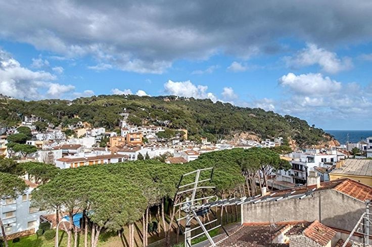 Ático 2 dormitorios en Tamariu - Compra - Venta