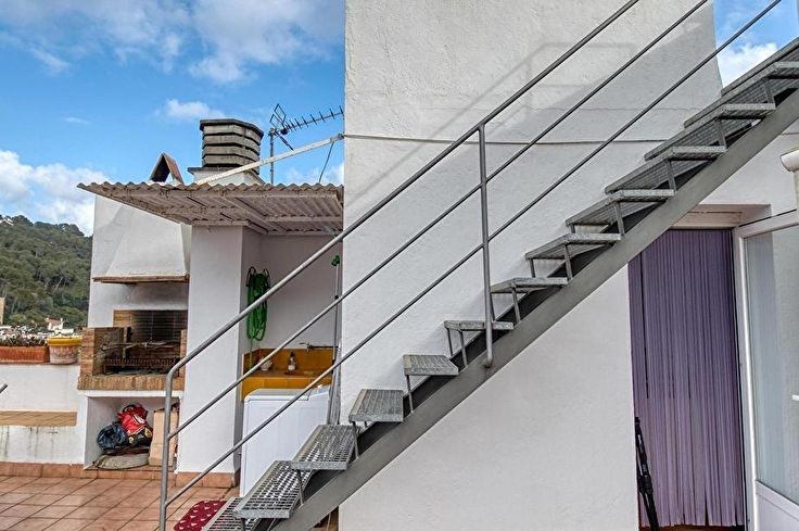 Ático 2 dormitorios en Tamariu - Compra - Venta