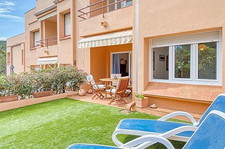 Apartamento 2 dormitorios con Piscina, Parking y jardín en Tamariu - Compra - Venta