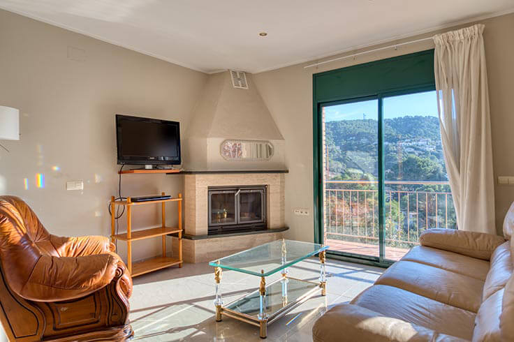 Casa individual 6 dormitorios con Piscina, Parking y jardín en Begur - Compra - Venta