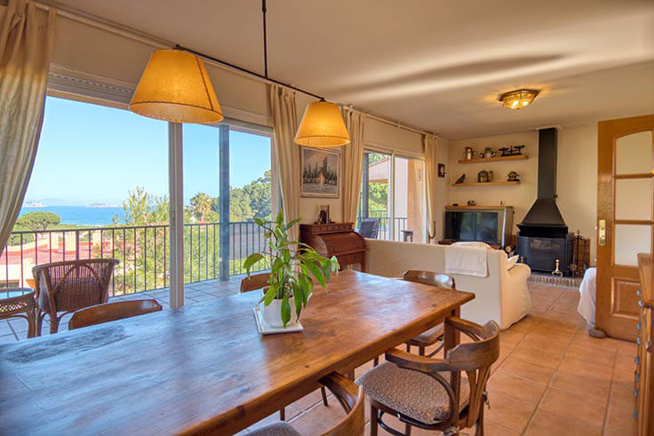 Casa pareada 3 dormitorios con Vistas al mar y jardín en Begur - Compra - Venta