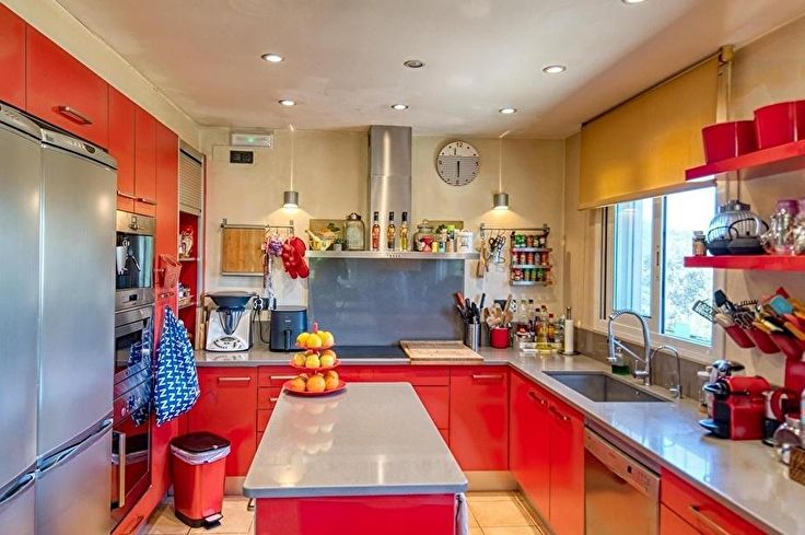 Casa individual 5 dormitorios con jardín en Begur - Compra - Venta