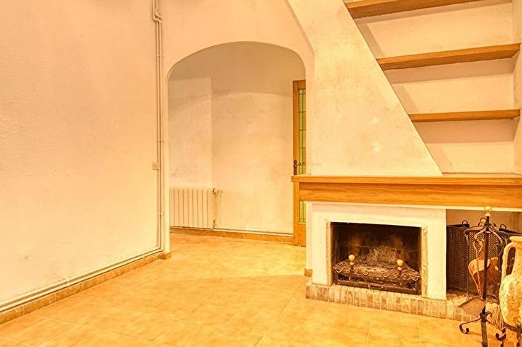 Casa de pueblo 3 dormitorios con jardín en Palafrugell - Compra - Venta