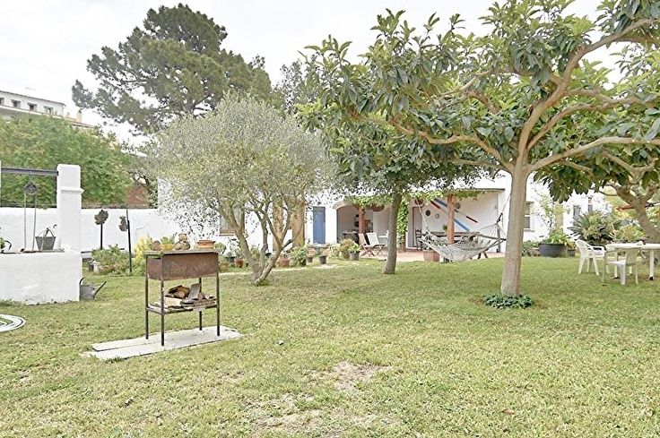 Casa de pueblo 8 dormitorios en Palafrugell - Compra - Venta