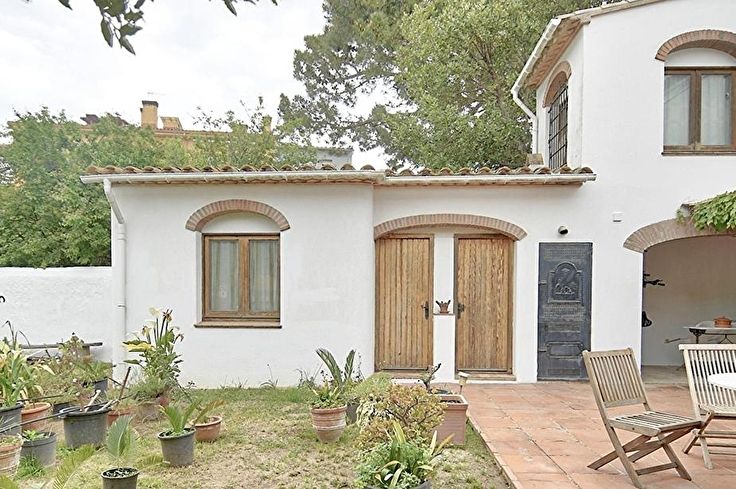 Casa de pueblo 8 dormitorios en Palafrugell - Compra - Venta