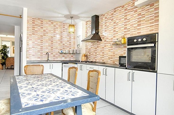 Casa de pueblo 3 dormitorios en Palafrugell - Compra - Venta